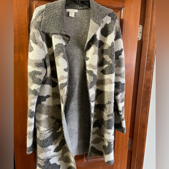 Cardigan - Picture 1 of 1